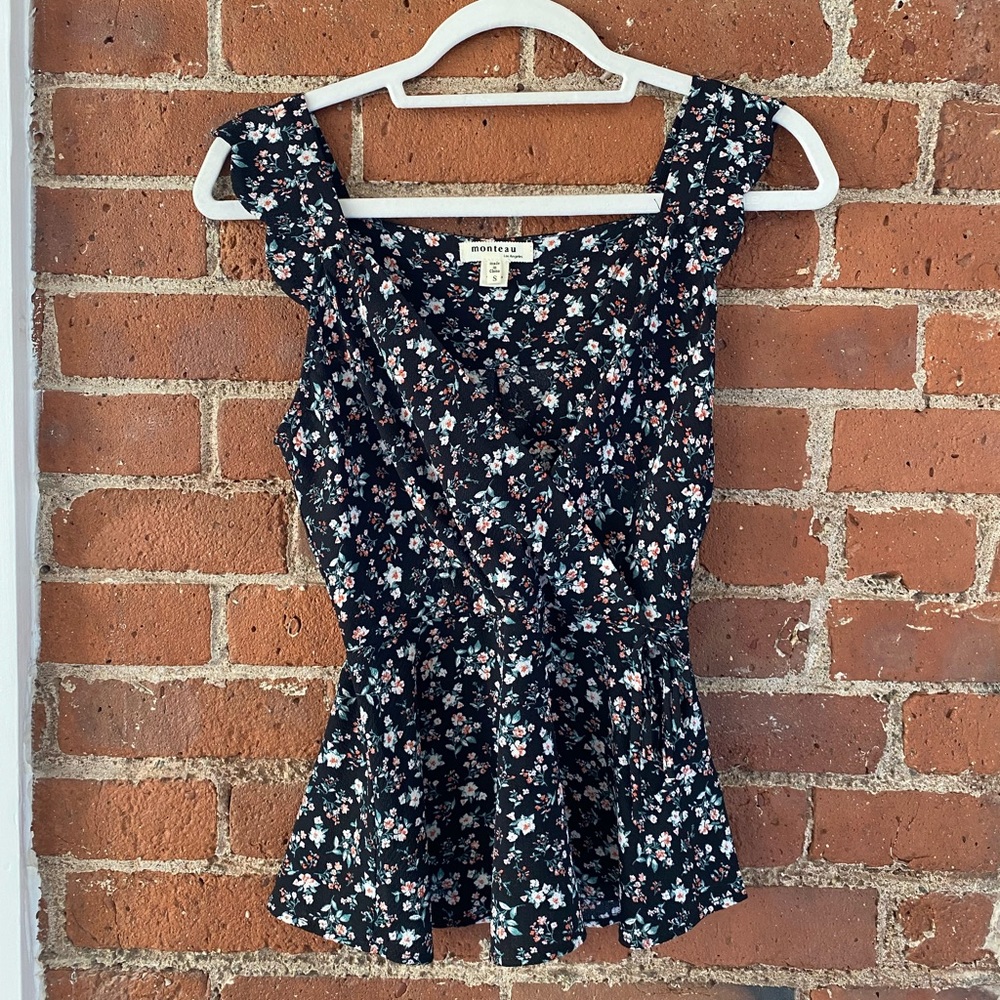 Monteau Short Sleeve Black Floral Top - S